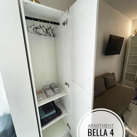 Bella 4 * Peraía